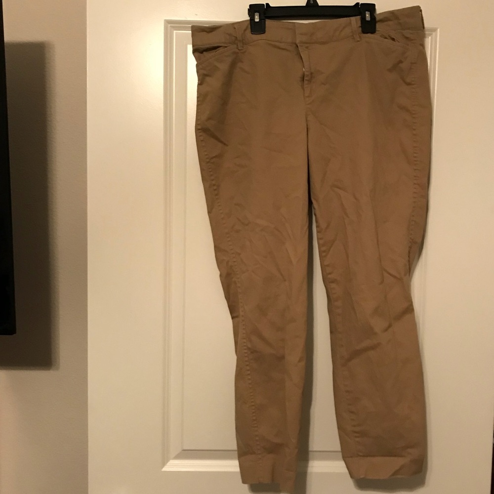 Old Navy Pixie Chinos Size 14